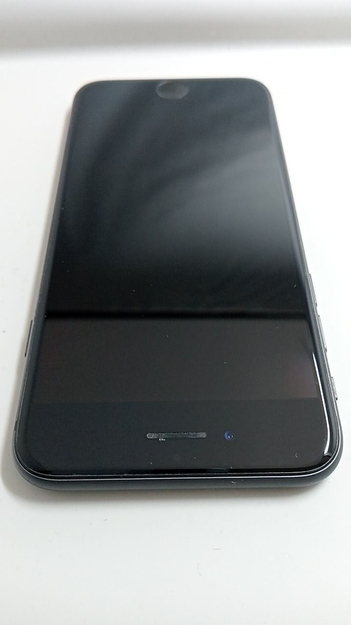 整備済！ iPhone8 A1906 64GB スペースグレイ 本体 SIMフリー