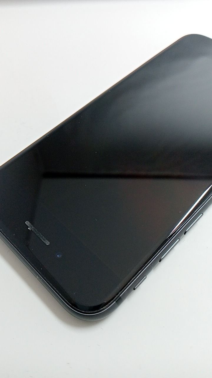 整備済！ iPhone8 A1906 64GB スペースグレイ 本体 SIMフリー