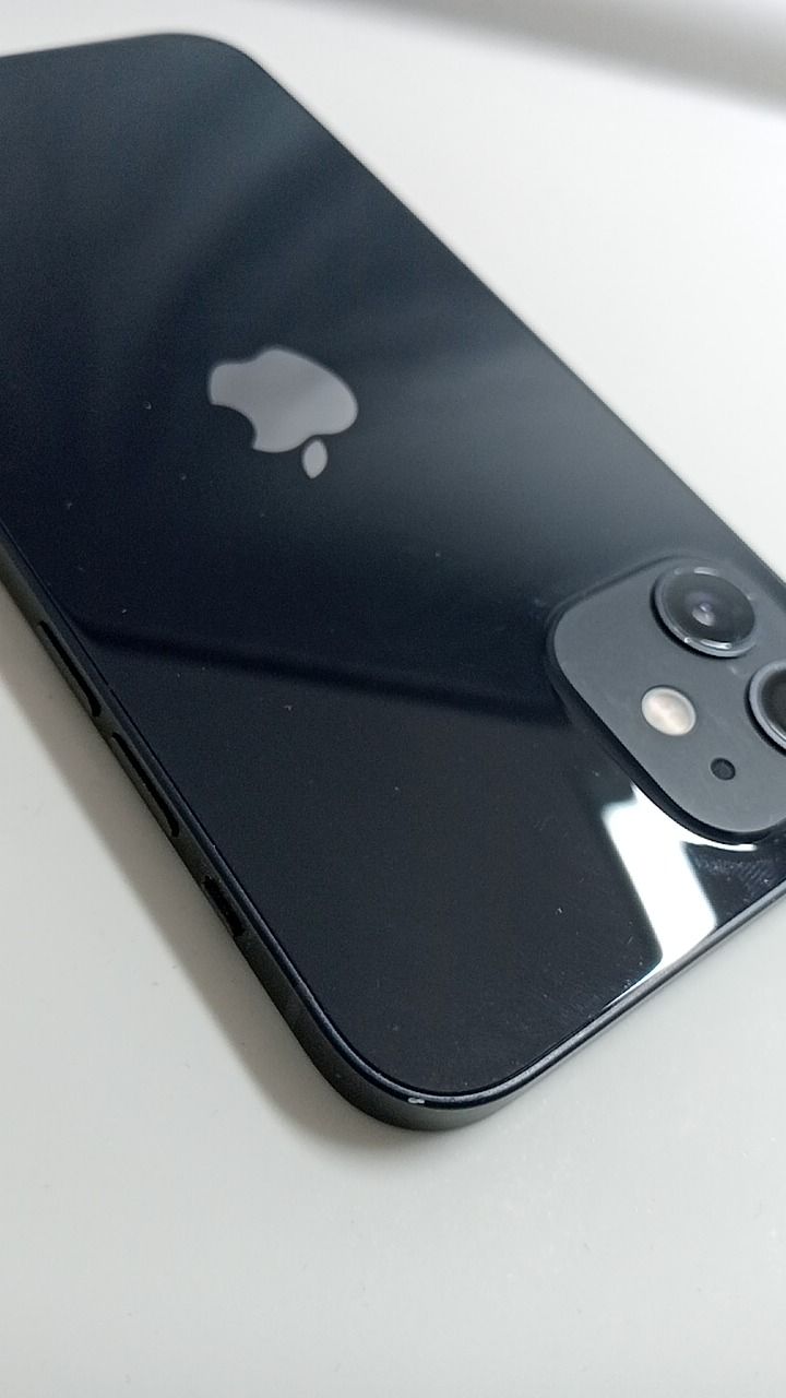 整備済 iPhone12 64GB ブラック SIMフリー Bランク - メルカリ