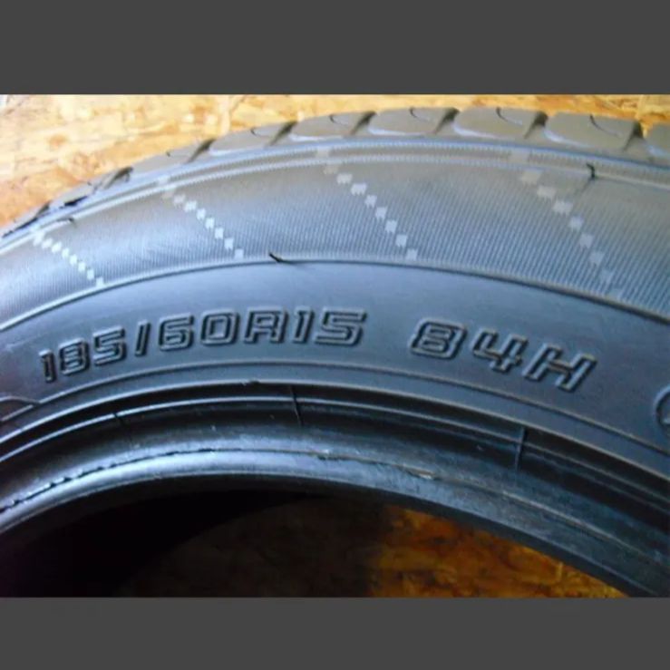 A-2815)本州送料無料 超バリ山 185/60R15 1本 ダンロップ 中古タイヤ