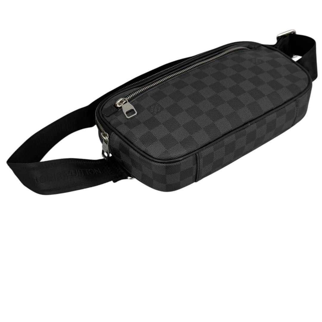 ルイヴィトン　ショルダーバッグ ボディバッグ アンブレール ダミエグラフィット ルイヴィトン LOUIS VUITTON ボディバッグ アンブレール ダミエグラ