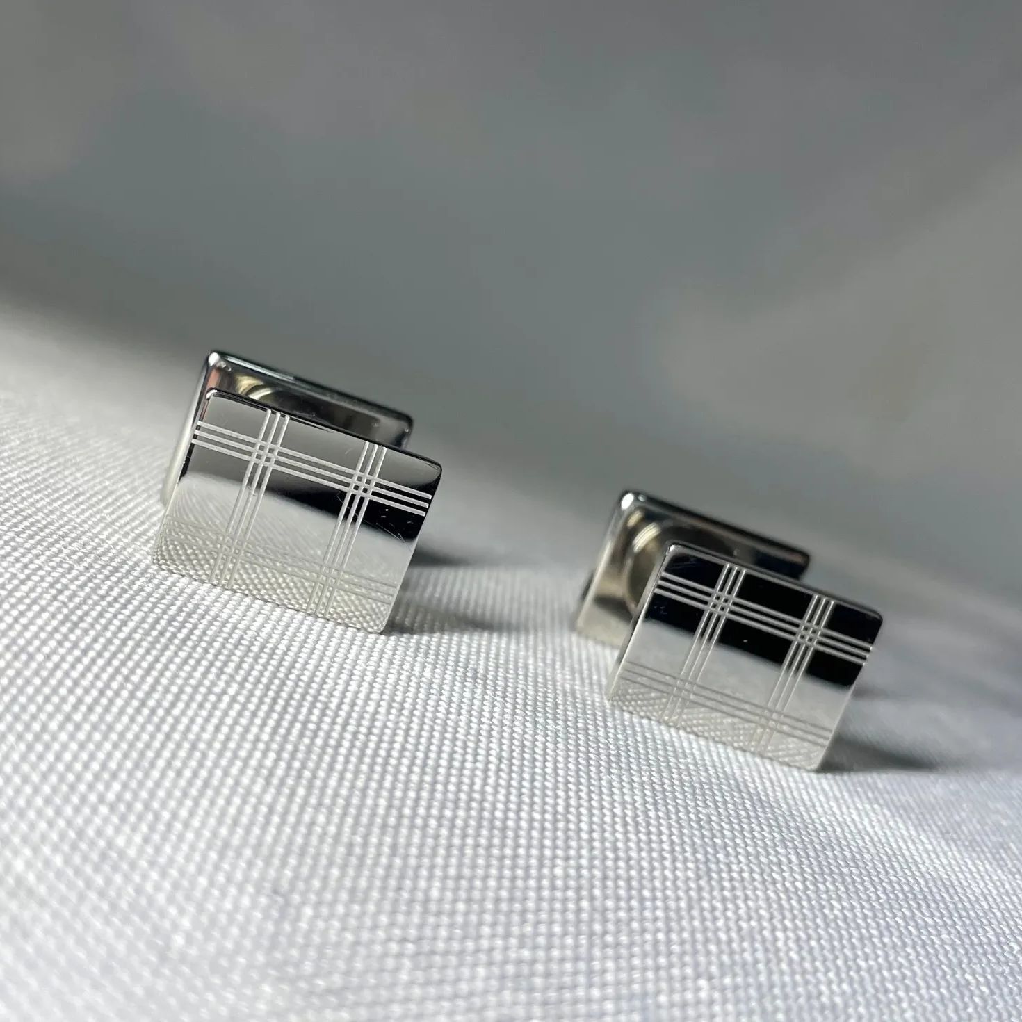 モンブラン MONT BLANC ロゴ入りカフリンクス シルバー リバーシブル