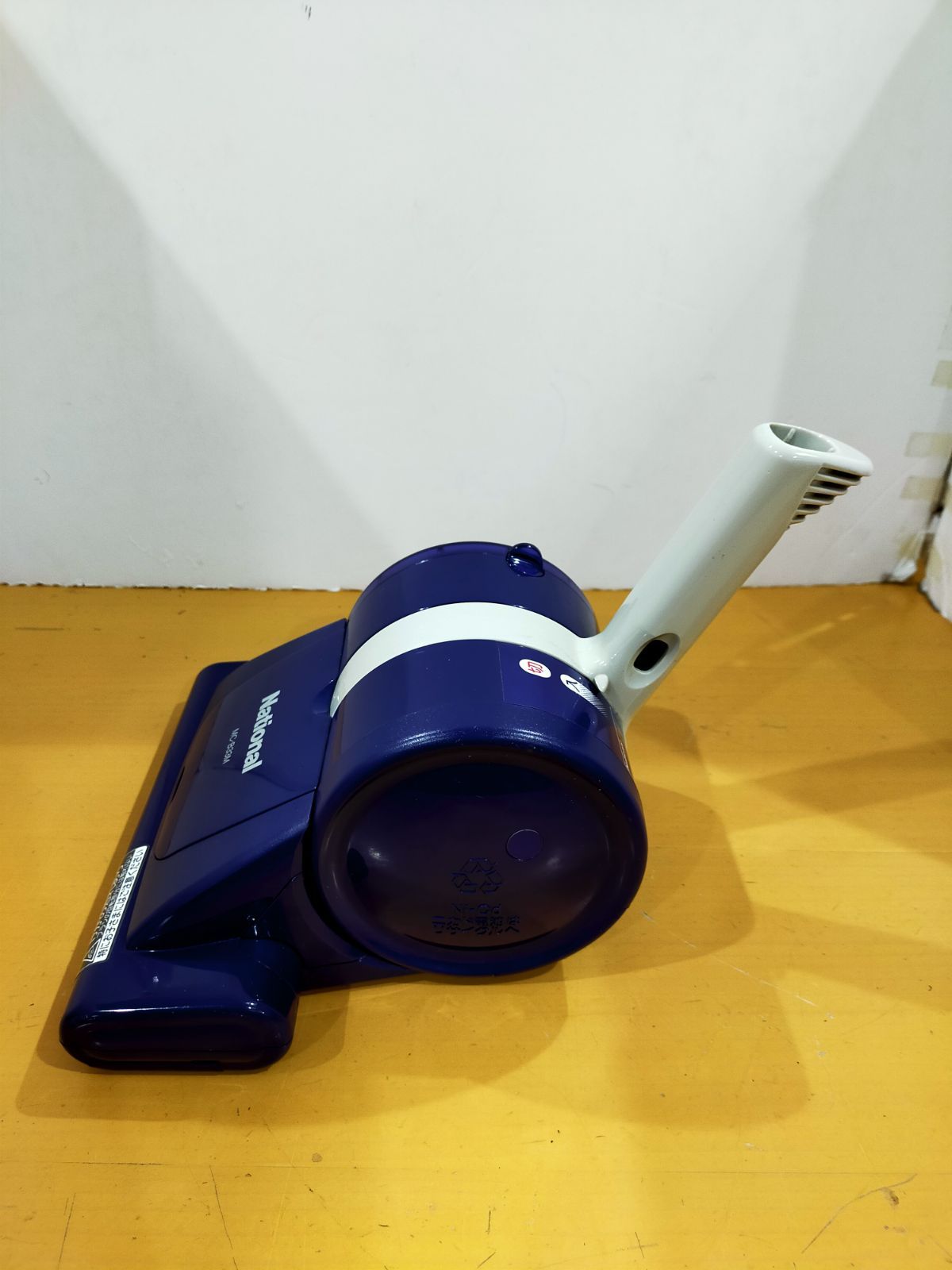 A76 National 充電式掃除機 MC-B33M ナショナル 昭和レトロ ジャンク品