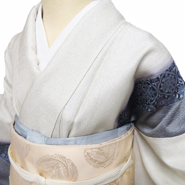 特選 お召し 御召 着物 中古 正絹 袷 フォーマル 花模様 オフホワイト