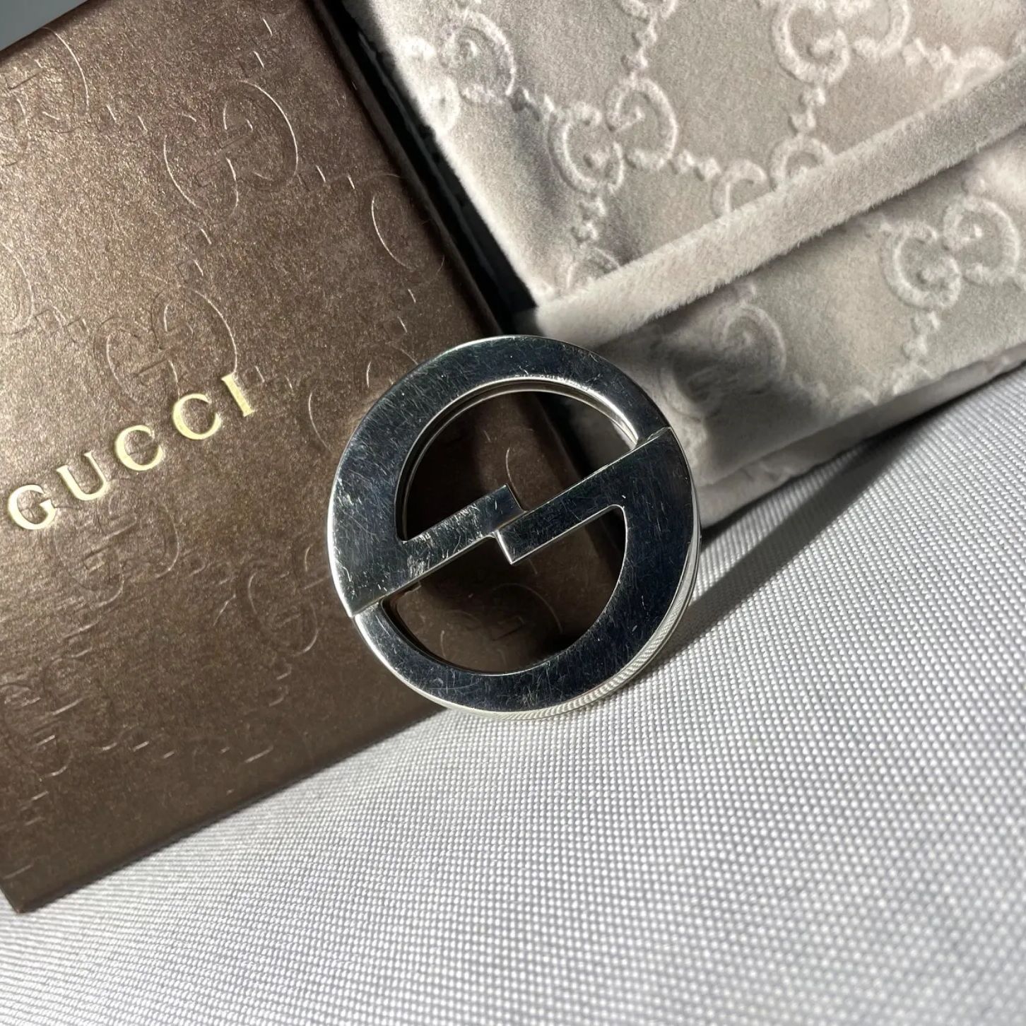 希少 GUCCI グッチ インターロッキングGGデザイン マネークリップ