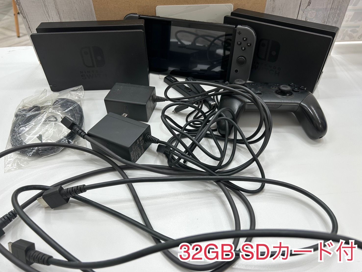 加】稼働 初期化済み Nintendo Switch Joy-Con 本体 ドッグ プロコン
