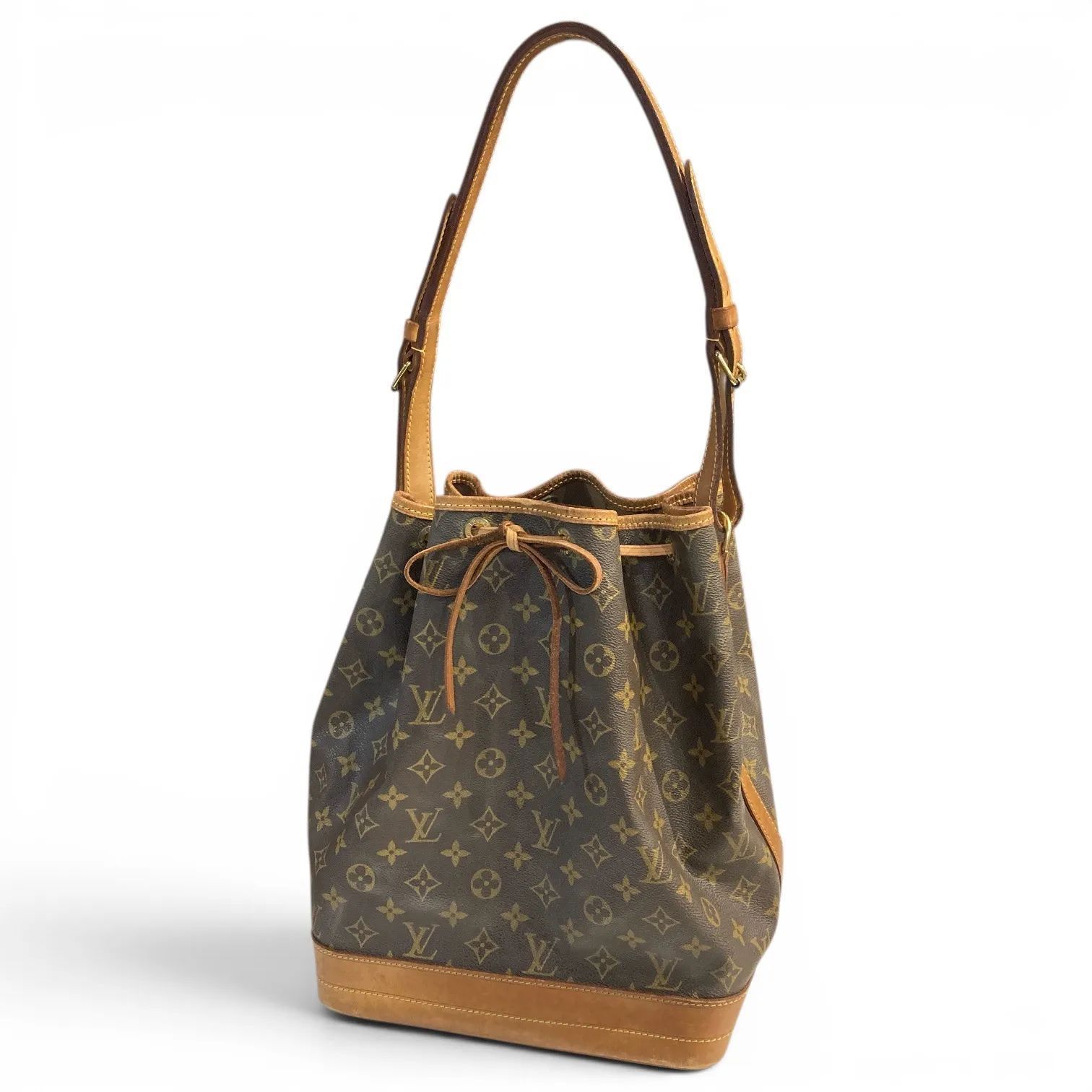 LOUIS VUITTON（ルイ・ヴィトン、ルイヴィトン）モノグラム バケツ型