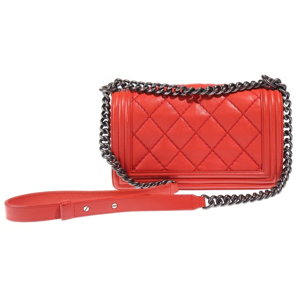 CHANEL シャネル ボーイシャネル ココマーク スモール カーフレザー チェーンショルダーバッグ ガンメタ金具 レッド 18番台 CHANEL (シャネル) ボーイシャネル ココマーク スモール カーフレザー