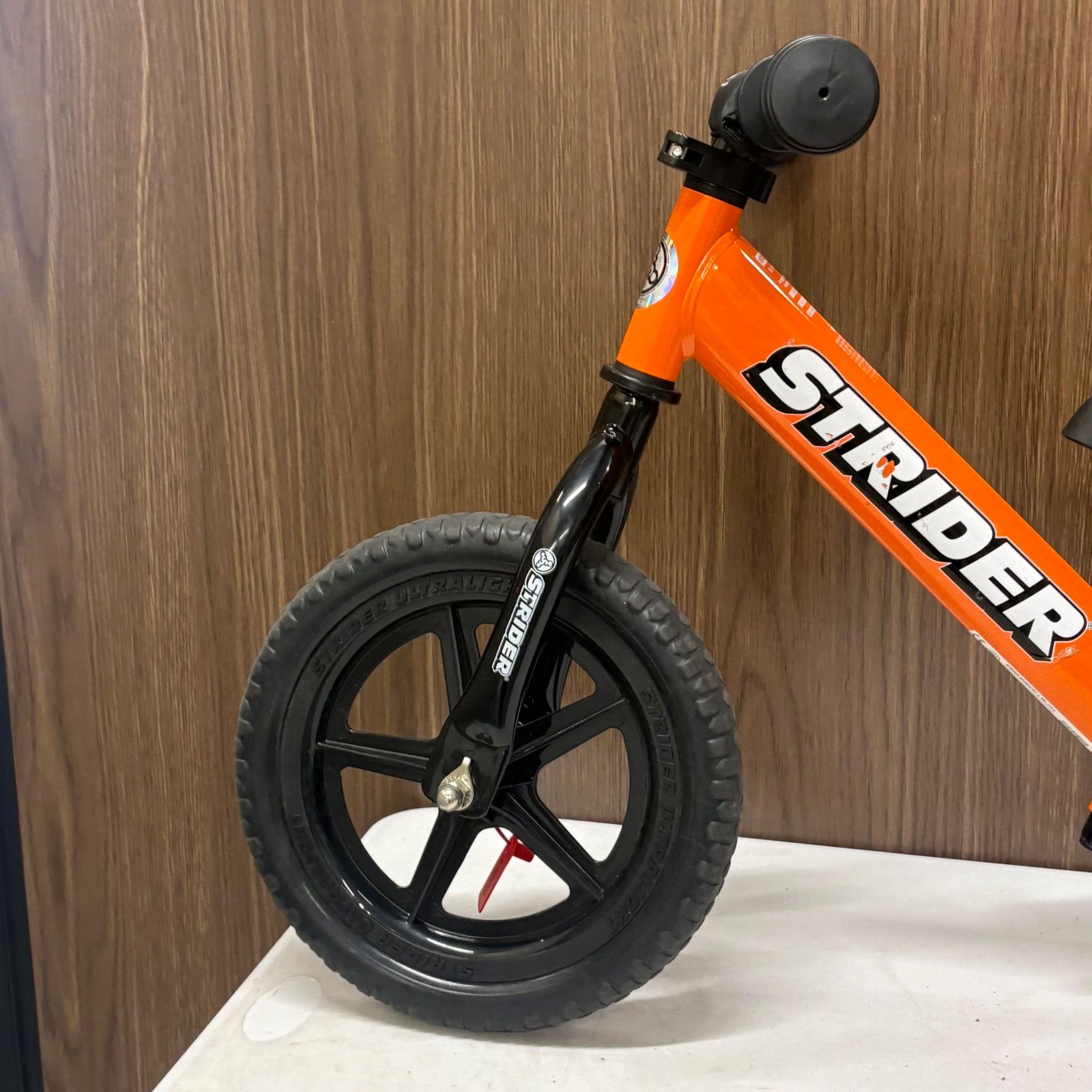 ストライダー(オレンジ) スポーツ12 バランスバイク 箱付き バランス