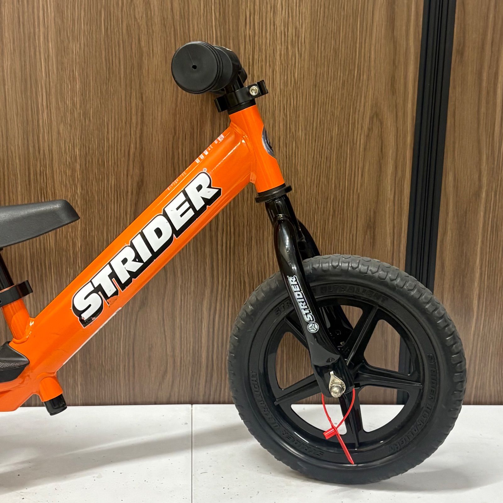 ストライダー(オレンジ) スポーツ12 バランスバイク 箱付き バランス