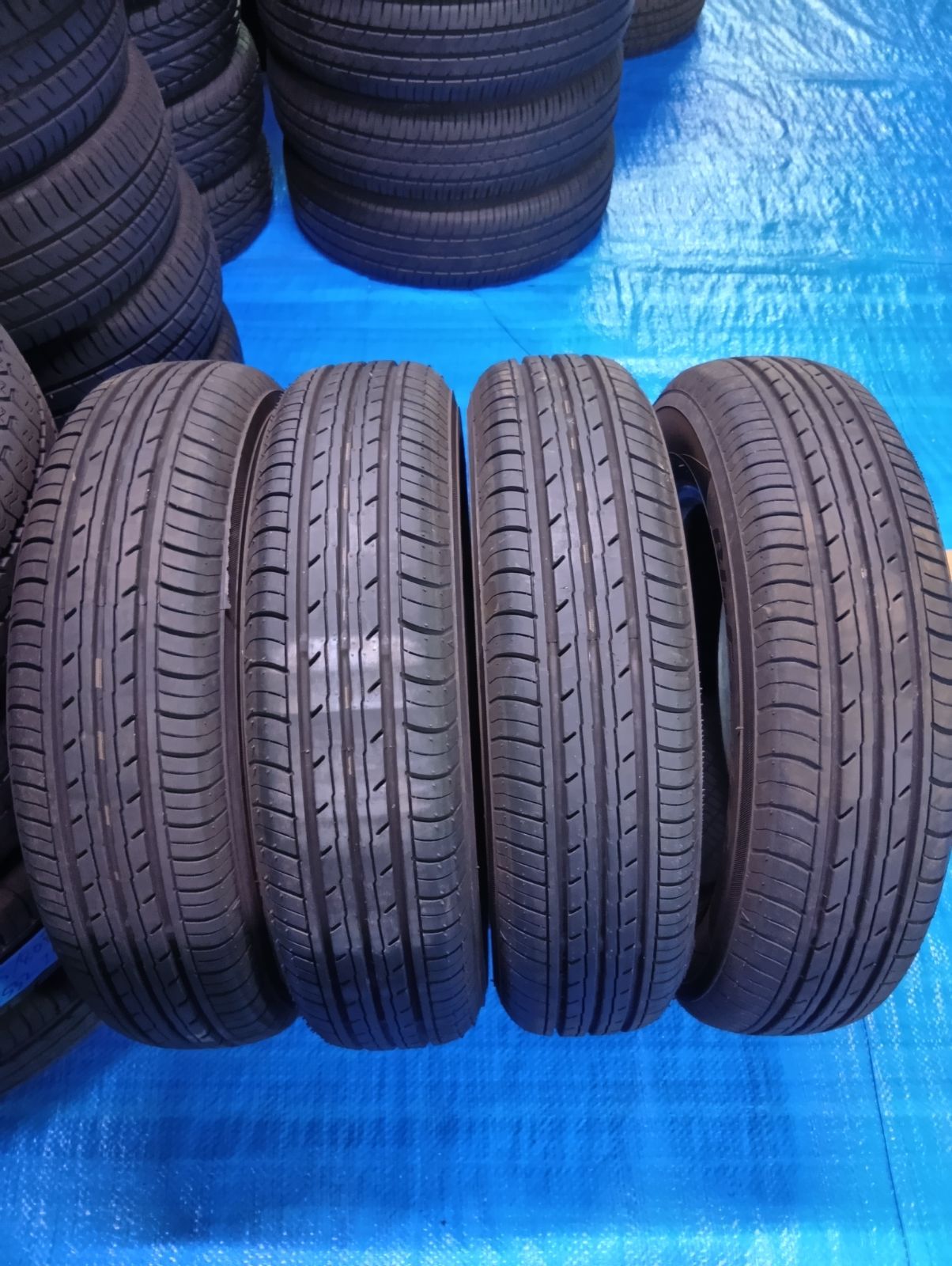 サマータイヤ 2025年 135/80R12 バリ山 ヨコハマタイヤ BluEarth-ES ES32