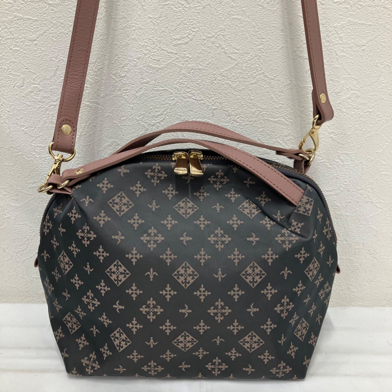 2469　russet　ラシット　ハンドバッグ　 2way　ショルダーバッグ 2469 russet ラシット ハンドバッグ 2way ショルダーバッグ モノグラム