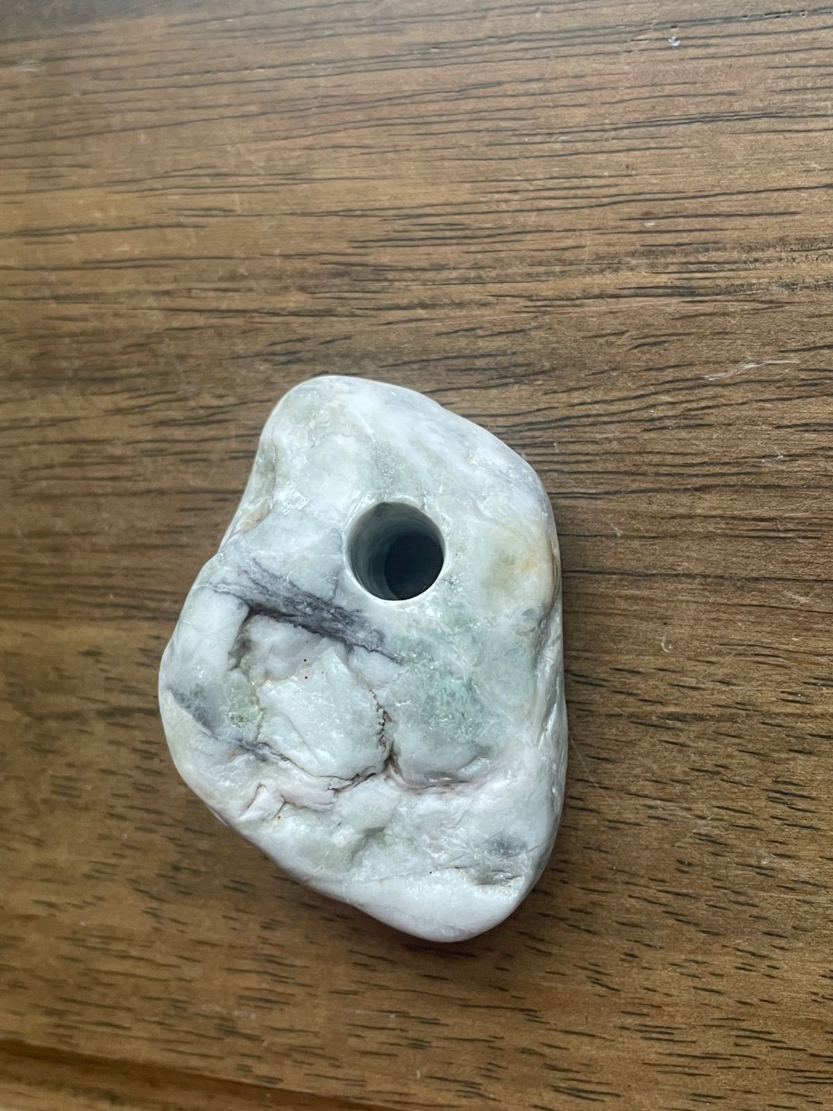 磐笛　糸魚川翡翠　貫通孔　瞑想