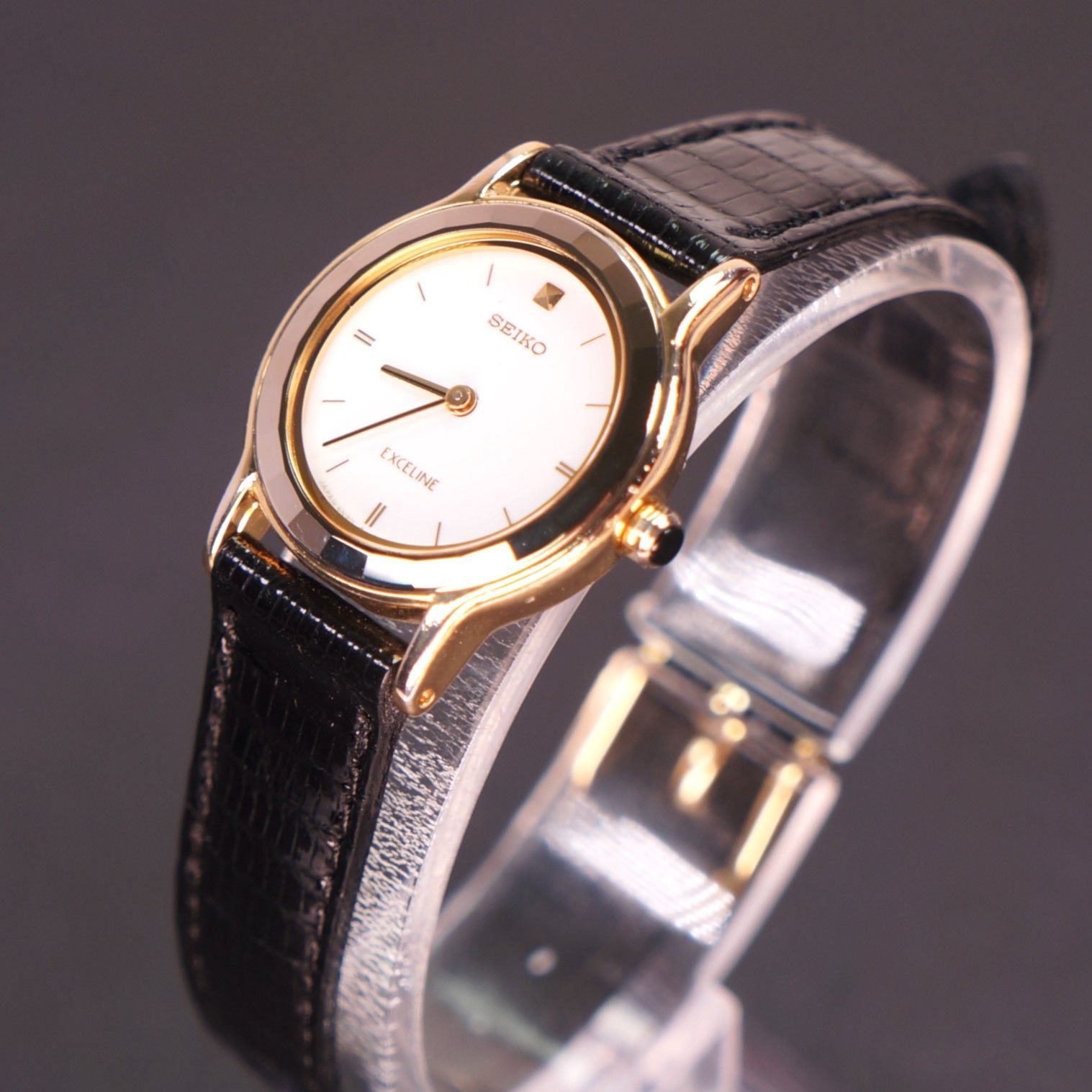 稼働美品】SEIKO EXCELINE タングステンベゼル アンティーク 稼働美品】SEIKO EXCELINE タングステンベゼル アンティーク