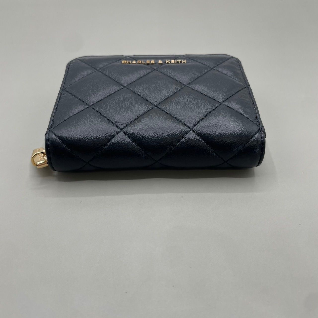 未使用級 Charles & Keith チャールズアンドキース ミニ財布 Alva 