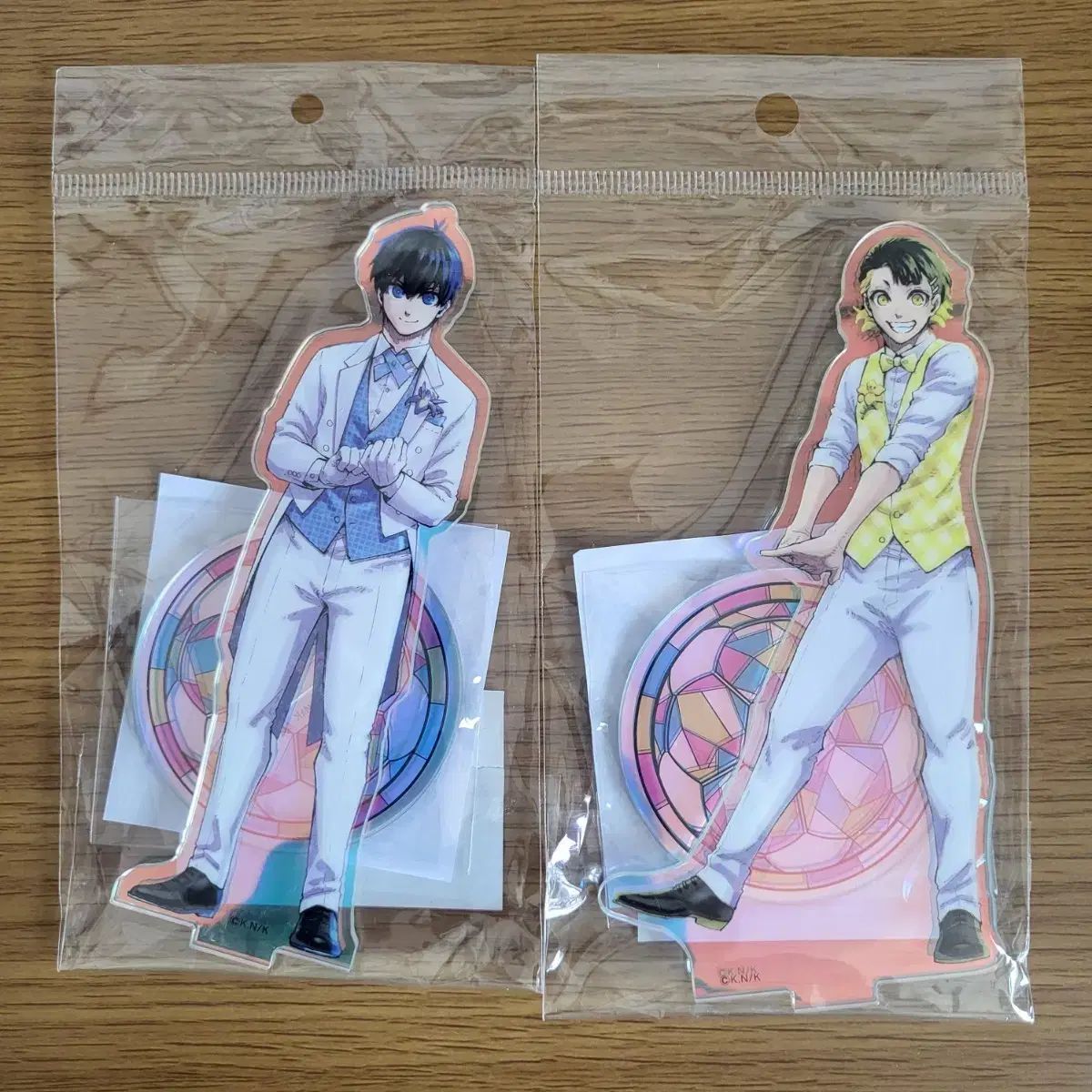 ブルーロック原画展 白スーツ アクリルスタンド 潔 世一 蜂楽 廻 
