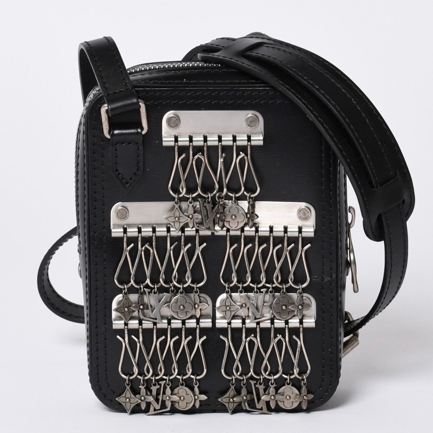 極美品 LOUIS VUITTON ルイヴィトン ダヌーブメッセンジャー 