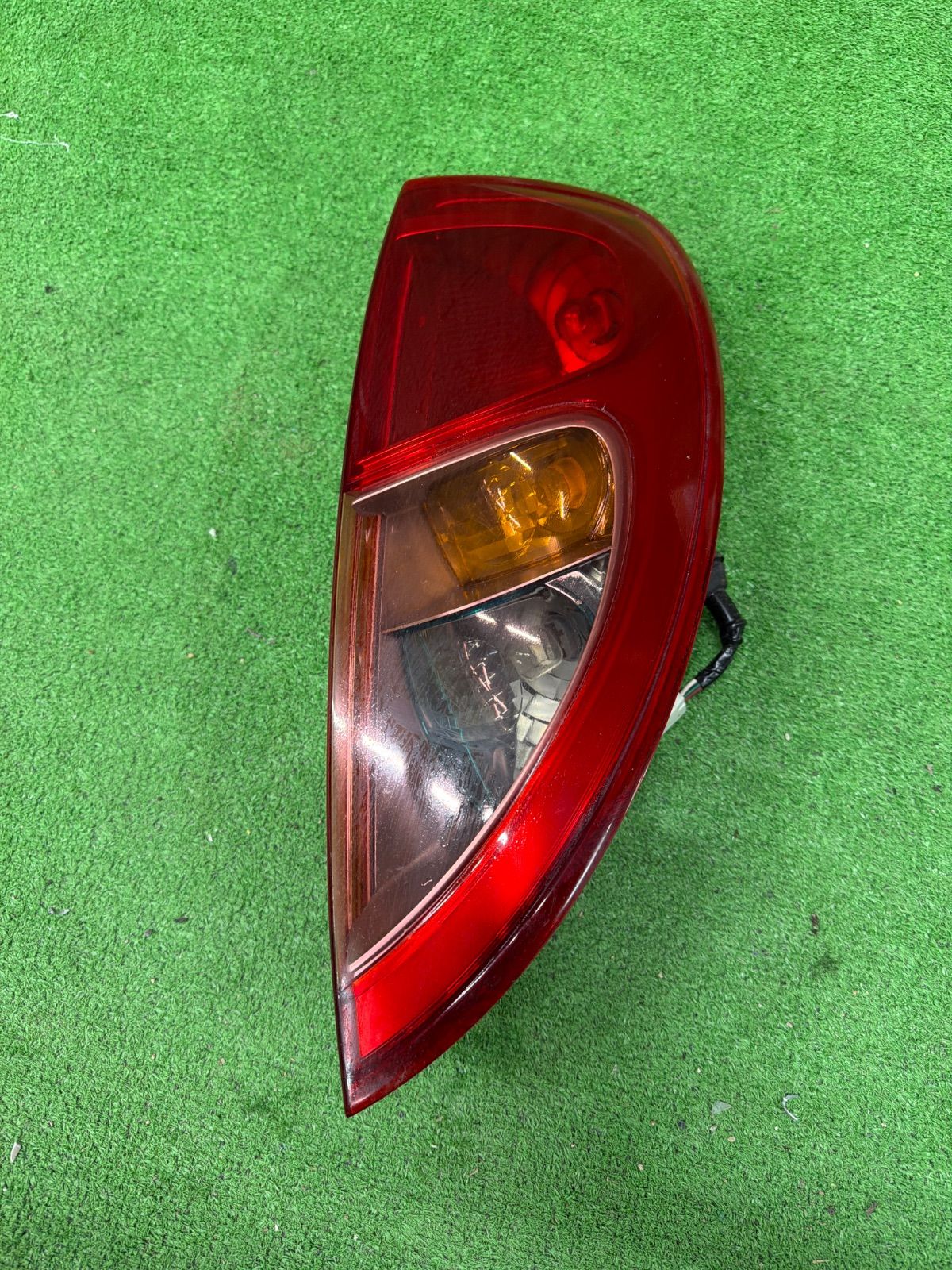 スバル R2 RC1 RC2 純正 右側 テールランプ STANLEY P4036 (761