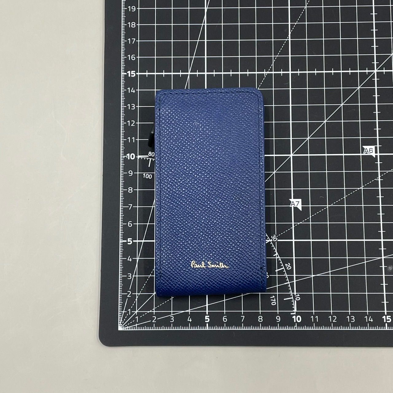 【美品】ポール・スミス　キーケース　青　スミシーハート　ハート柄　かわいい青　4連　金色　シック　革　Paul Smith 楽天市場】ポールスミス スミシーハート（キーホルダー｜キーホルダー