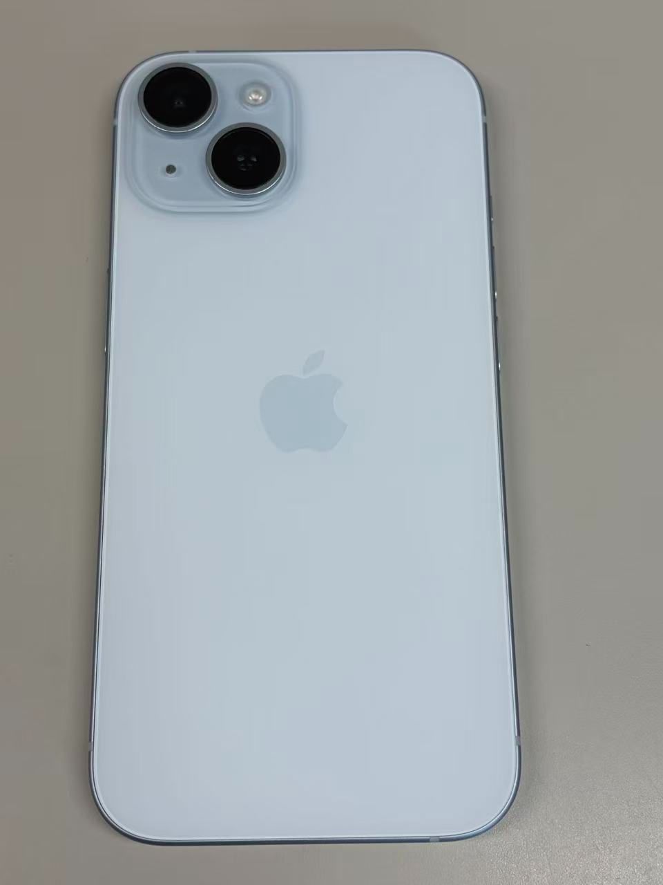 極美品 iPhone15 128GB ブルー SIMフリー バッテリー94% - メルカリ