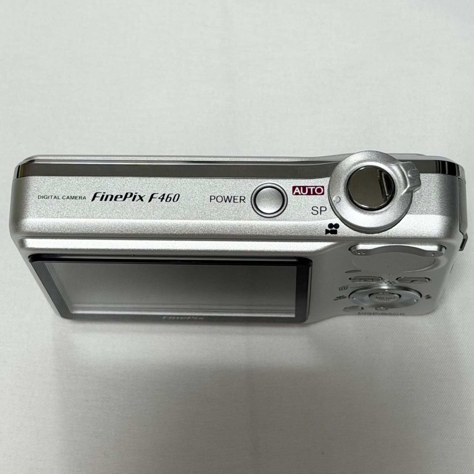 中古品　Fujifilm FinePix デジタルカメラ シルバー FUJIFILM（フジフイルム） 【中古】FUJIFILM 富士フイルム FINEPIX J30