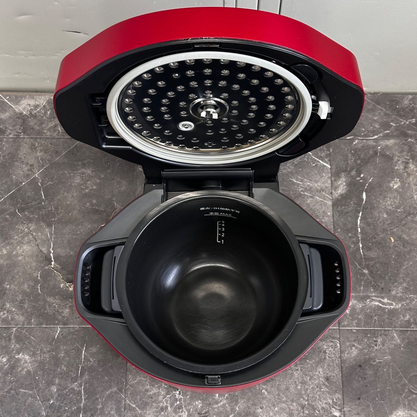 ☆送料込！2022年製 SHARP ヘルシオ ホットクック KN-HW24G-R 2022年製 