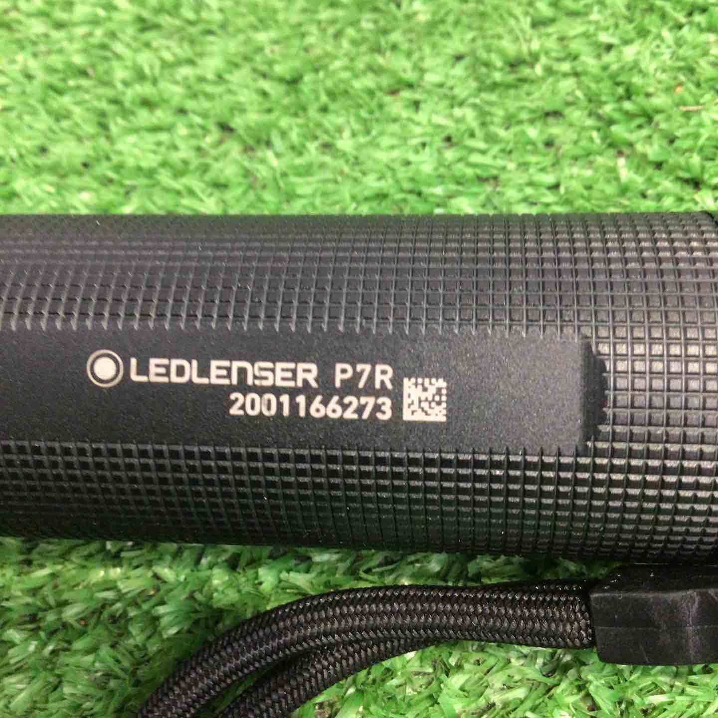 Ledlenser(レッドレンザー) LED懐中電灯 P7R 強力ライト/定番サイズ 【明るさ約1000ルーメン】 充電式 [日本正規品] 9408-R【町田店】