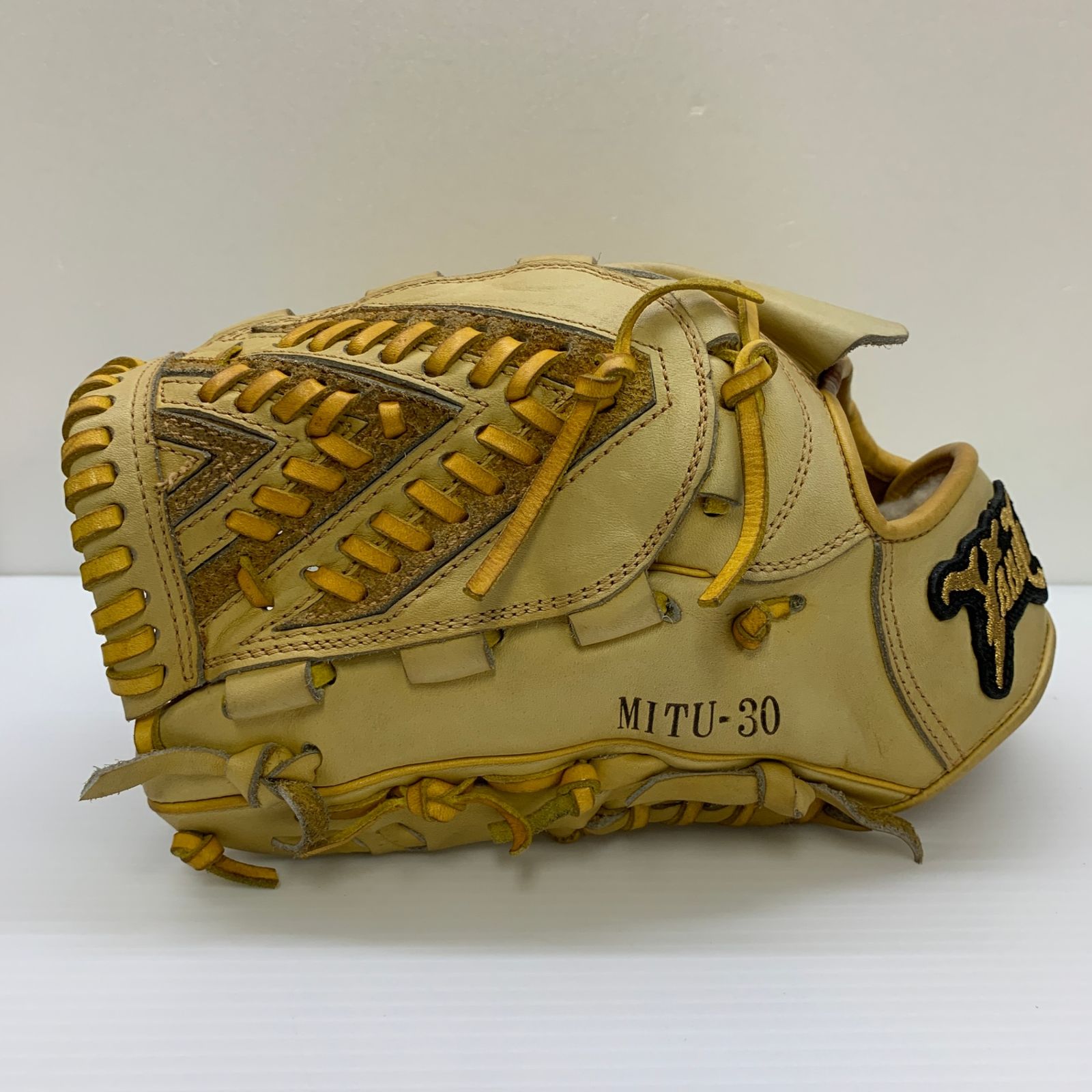 ヤマトグラブ工房 BBA-102 硬式 大人 一般 投手用 グローブ ピッチャー グラブ 左投げ  中古品  野球 8423 ヤマトグラブ工房 BBA-102 硬式 大人 一般 投手用 グローブ ピッチャー