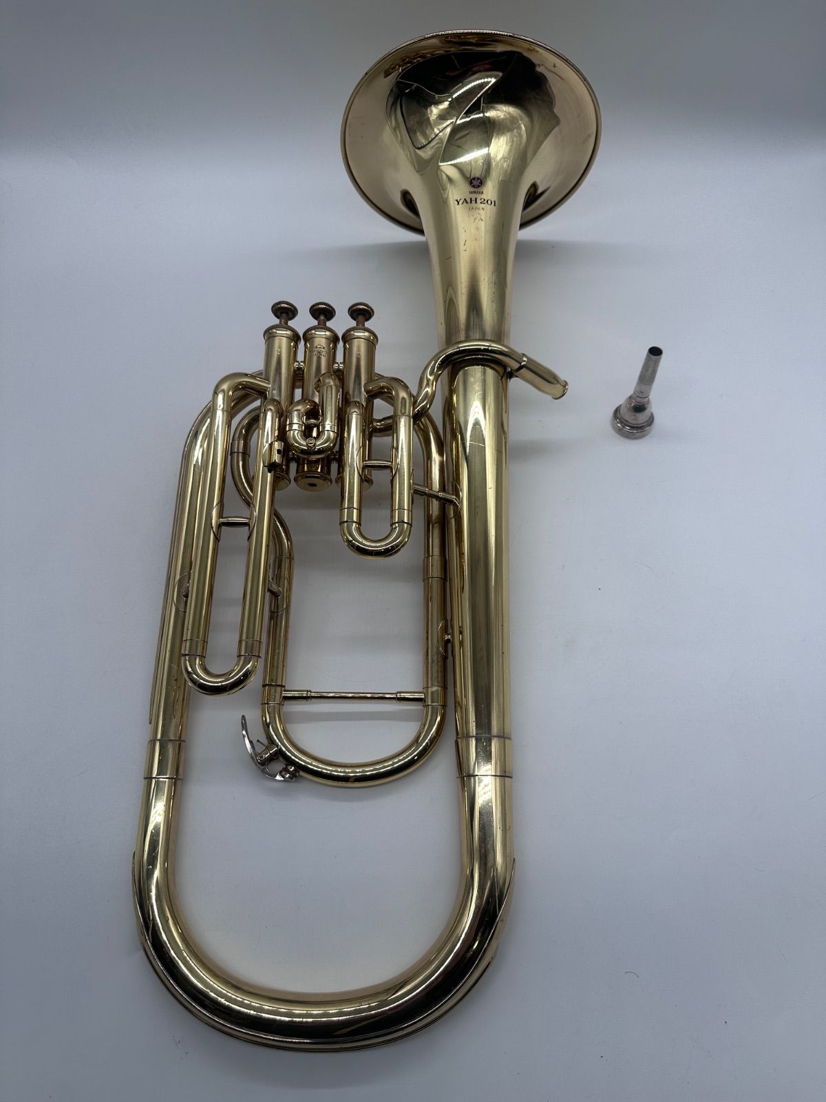 アルトホルン　YAH-201 YAMAHA ヤマハ YAH-201 アルトホルン ベル歪み凹みあり ケース マウス