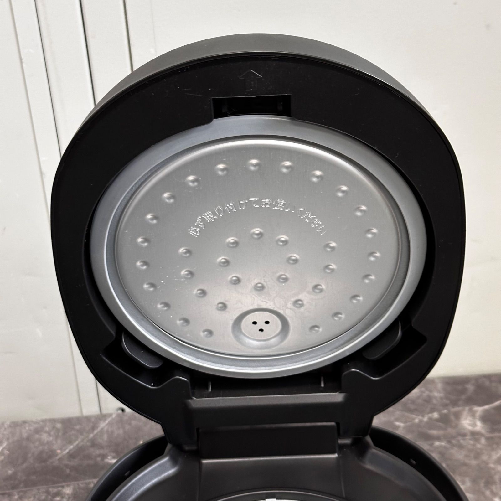 J3838 【リユースのサカイ柏店】 IRIS　OHYAMA　アイリスオーヤマ　3.0合炊き　炊飯器 RC-MDA30AZ-MB 2024年製　クリーニング済み 参考価格：9,980円 ◯送料込！2024年製IRIS OHYAMA アイリスオーヤマ 炊飯器 RC-MDA30AZ