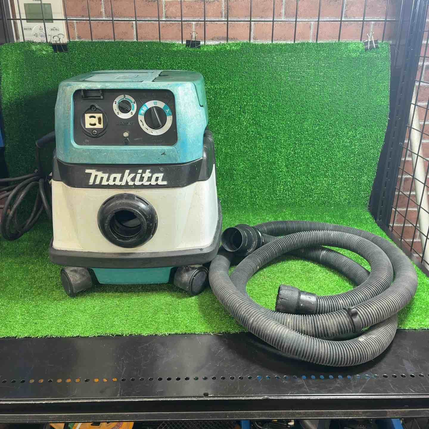 makita マキタ 484 集じん機 中古品 ホース/付属付 【ハンズクラフト宜野湾店】 マキタ(makita) 集じん機 乾式 484(P)【藤沢店】 - メルカリ
