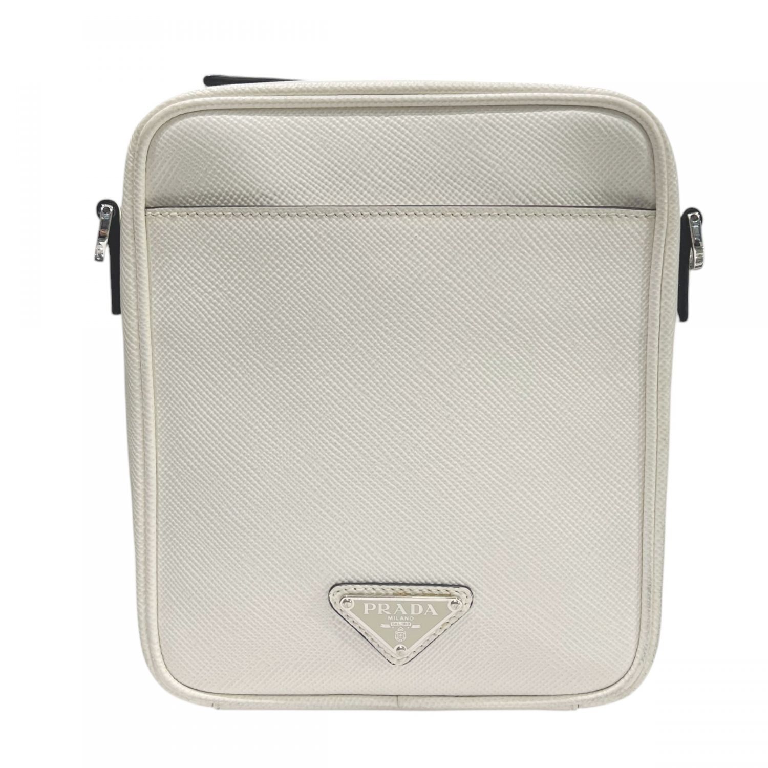【中古】 PRADA プラダ  2VH154 三角ロゴプレート サフィアーノ レザーショルダーバッグ 斜め掛け ホワイト  25022078 SA 中古】 PRADA プラダ 2VH154 三角ロゴプレート サフィアーノ レザー