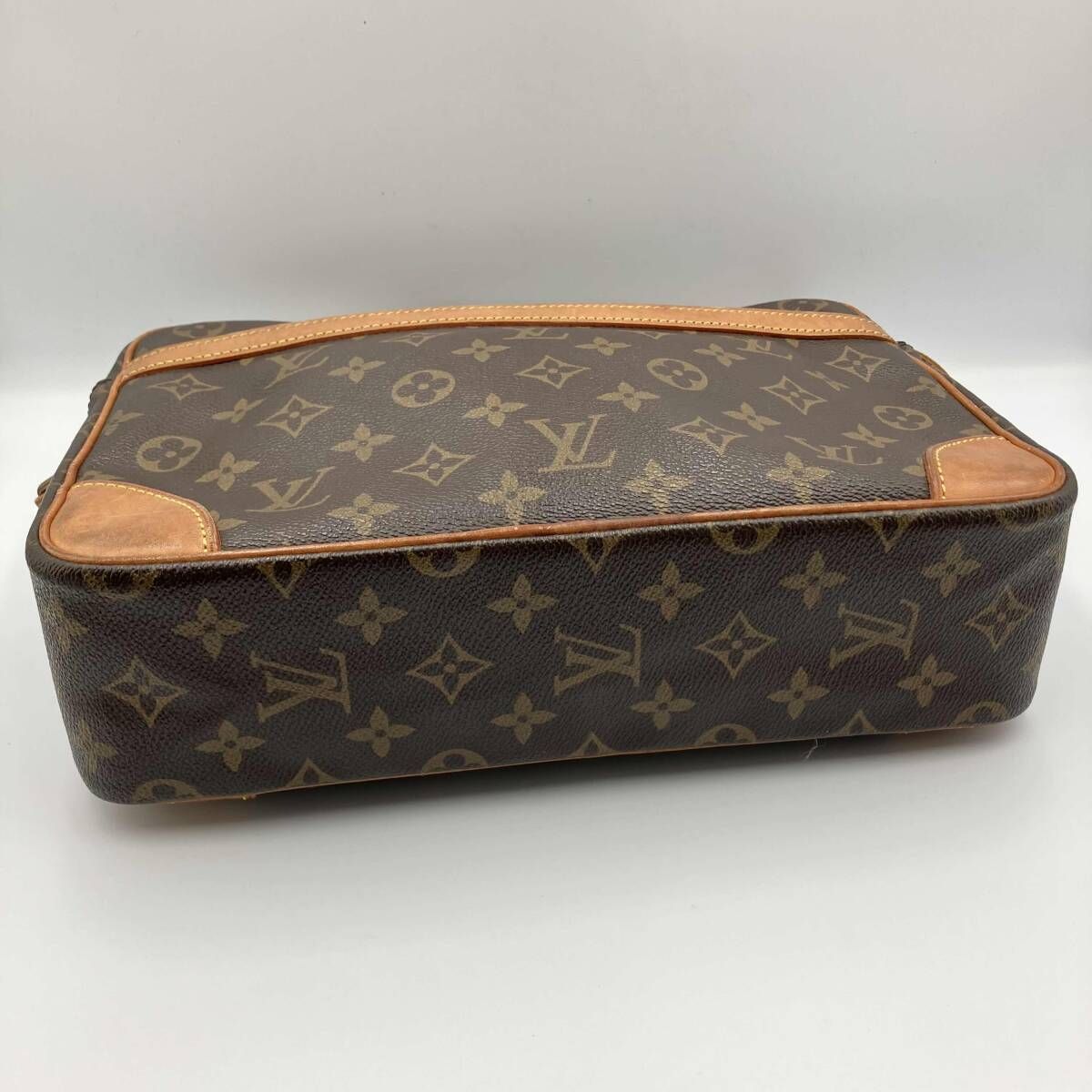 LOUIS VUITTON ルイヴィトン モノグラム トロカデロ30 M51272 
