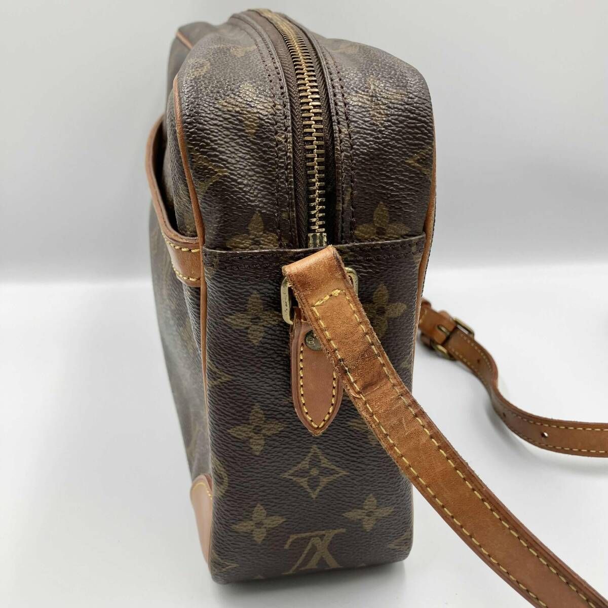 LOUIS VUITTON ルイヴィトン モノグラム トロカデロ30 M51272 