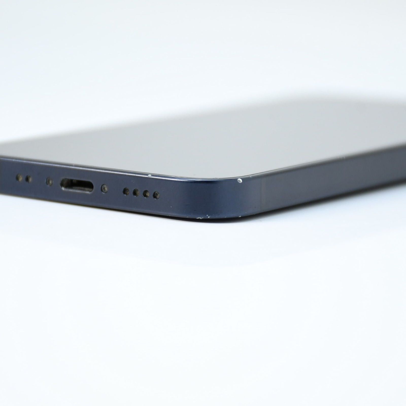 iPhone 12 mini 128GB ブラック SIMフリー 背面割れ ムスビー｜【背面割れ＊動作可能＊バッテリー100％】SIMフリーiPhone12