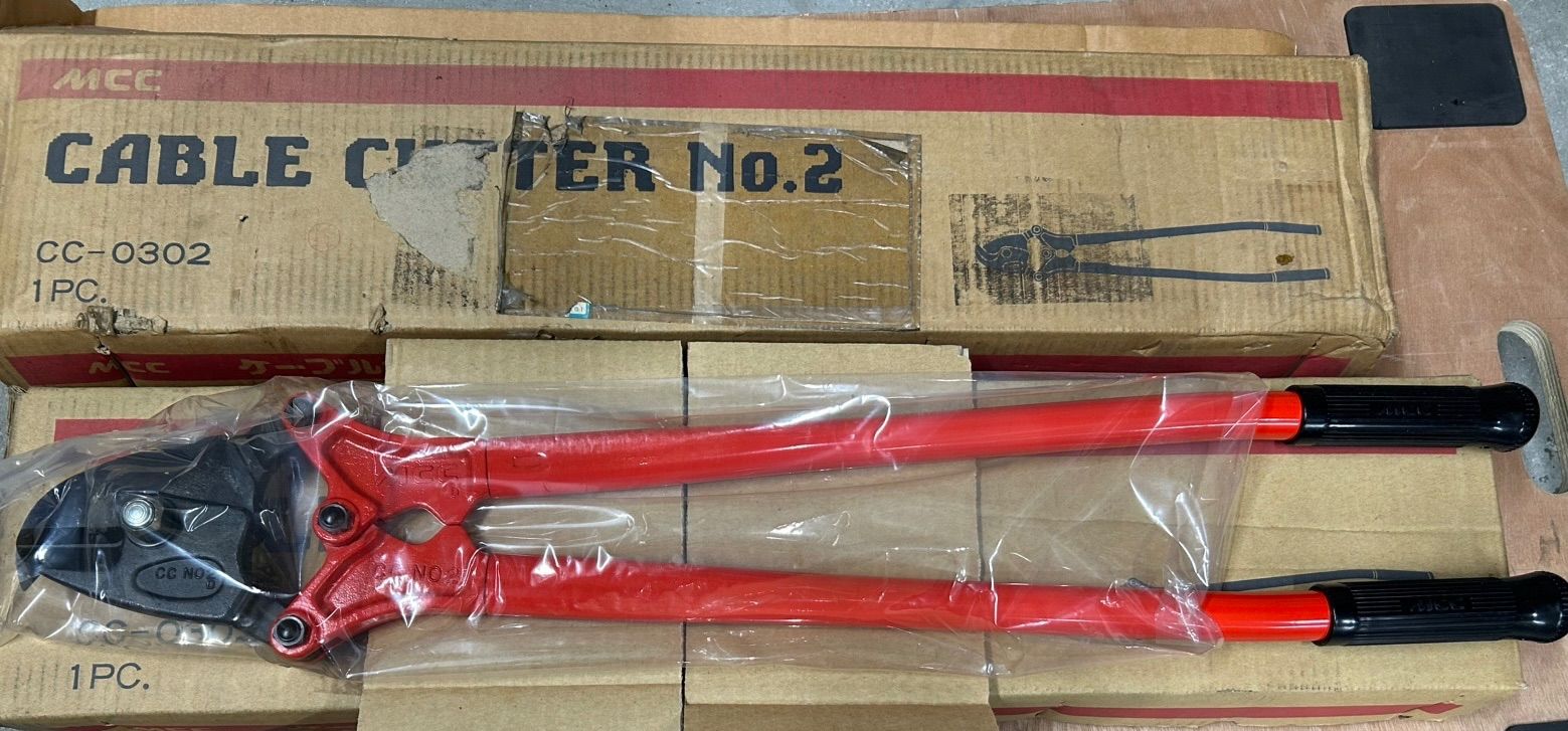 MCC CC-0302 ケーブルカッター&替刃セット【リライズ野田愛宕店】【店頭取引限定】【未使用】管理番号：ITCIR9AYT0AI 機械と工具のテイクトップ / MCC ケーブルカッター CC-0302 NO.2 特殊
