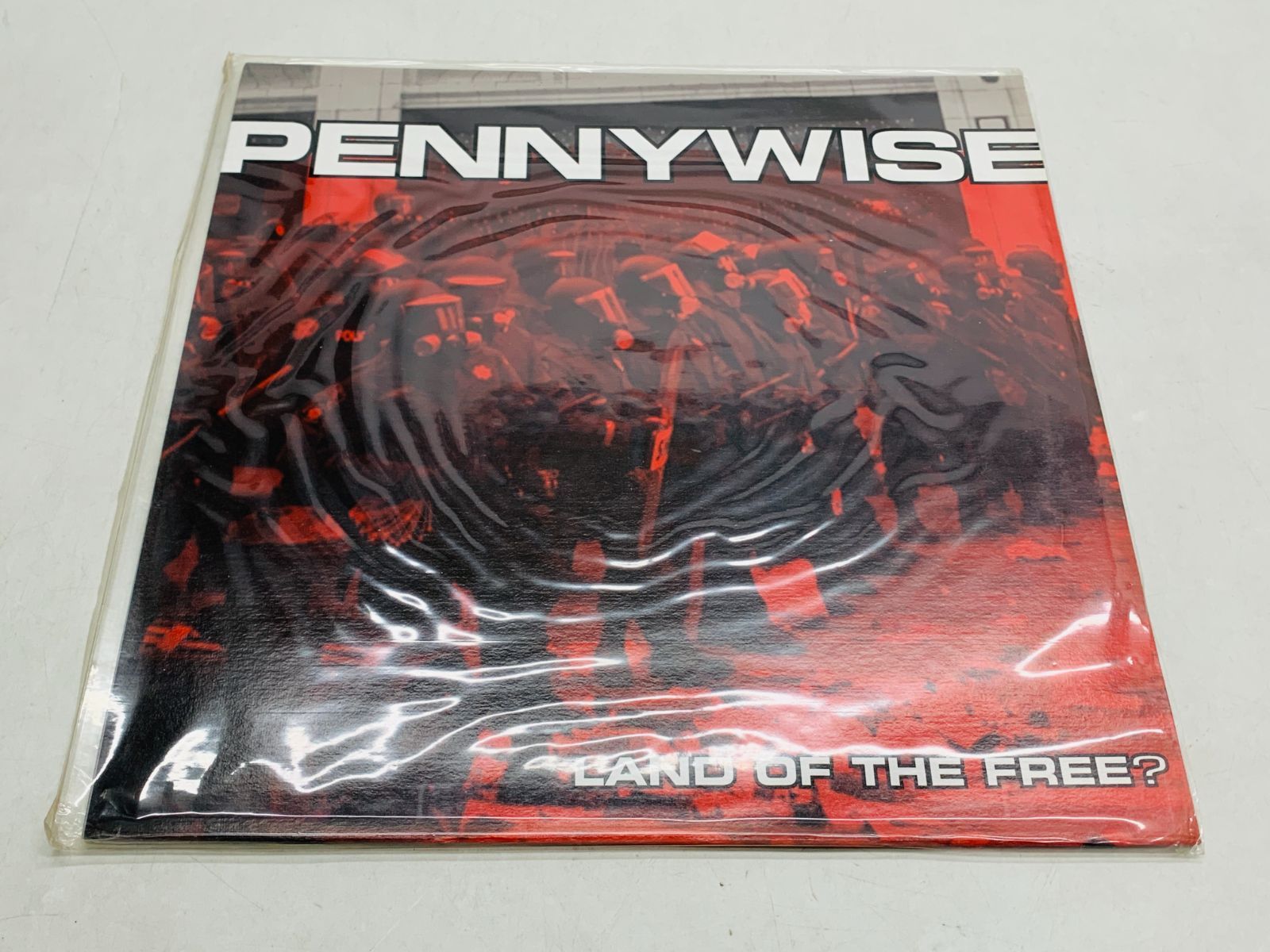 Pennywise（ペニーワイズ）『Land of the Free?』／LPレコード - メルカリ