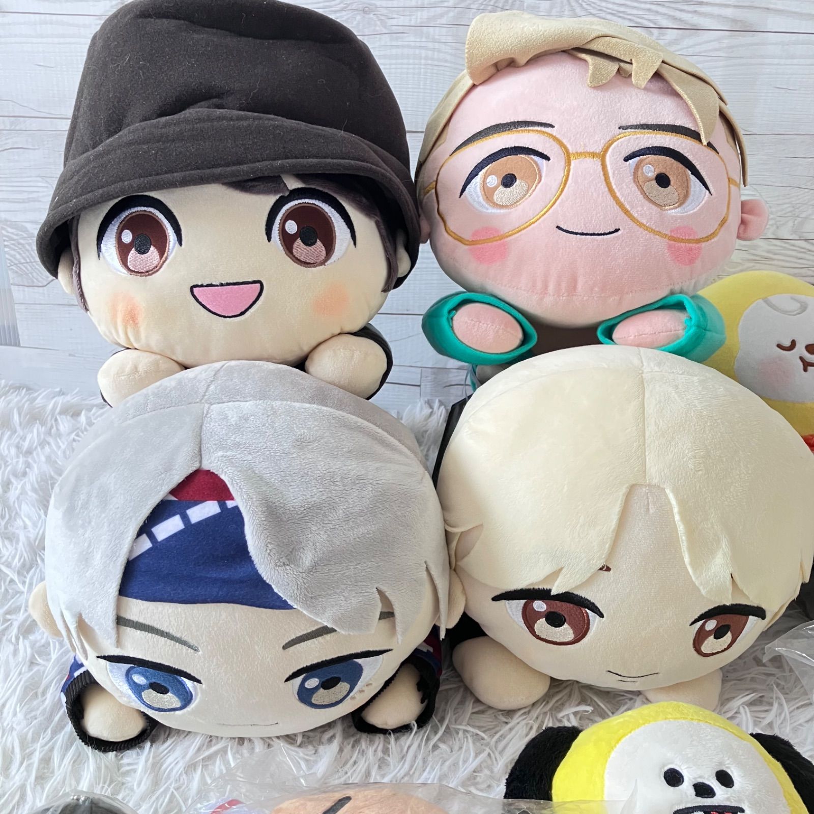 BTS ぬいぐるみ BT21 TinyTAN 大量まとめ売り 未開封多数 タグあり多数