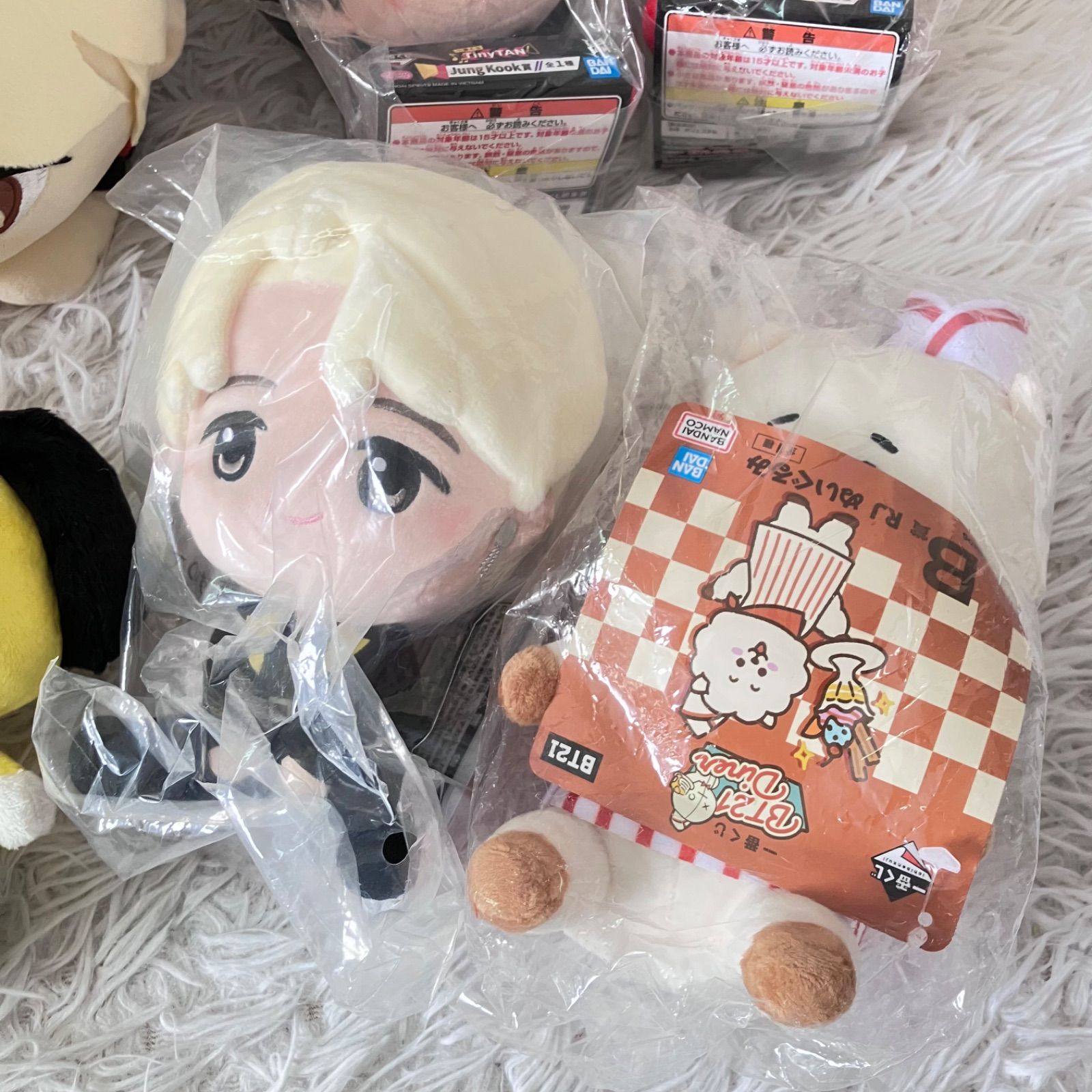 BTS ぬいぐるみ BT21 TinyTAN 大量まとめ売り 未開封多数 タグあり多数