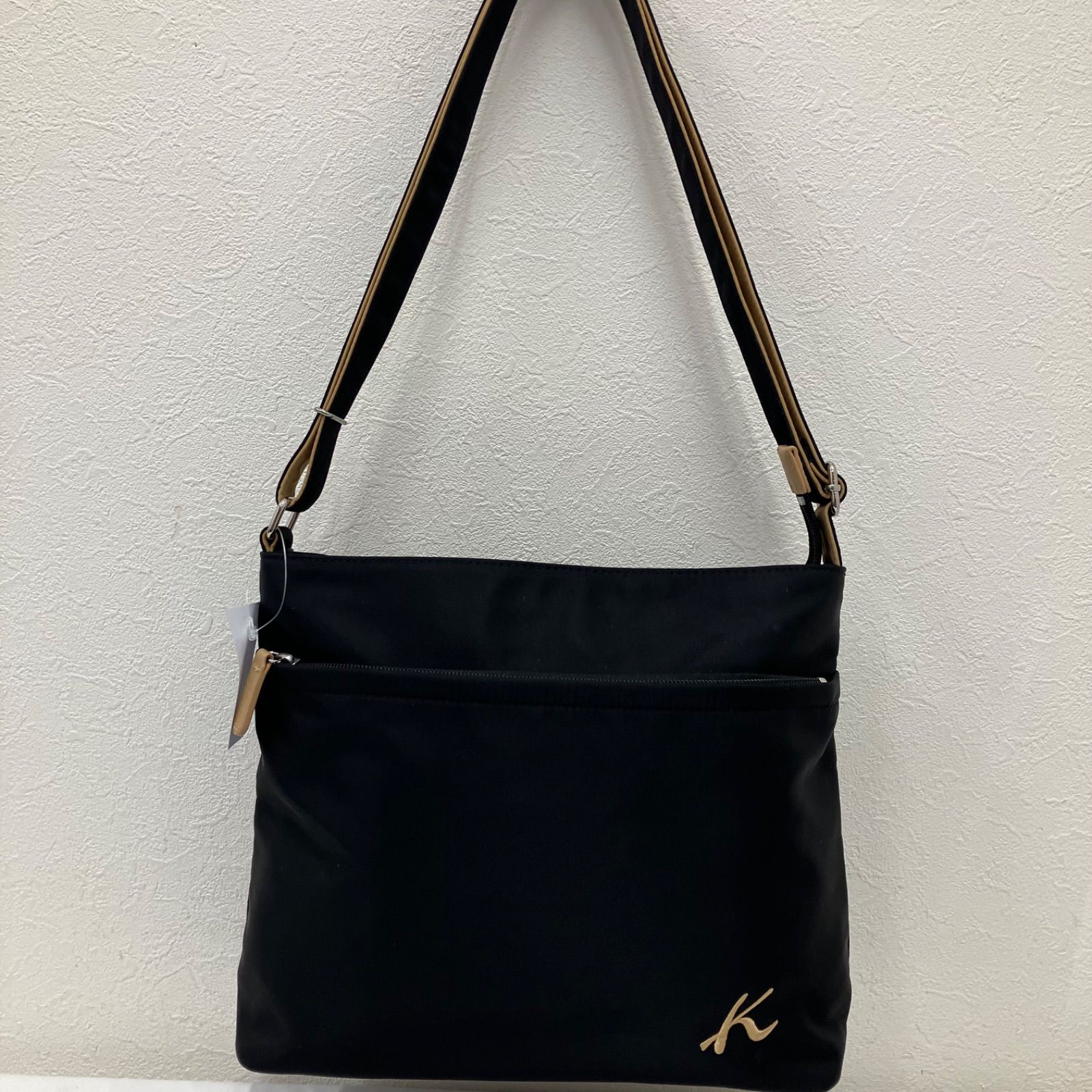 2381 Kitamura キタムラ ショルダーバッグ 斜めがけ 紐調節可能 