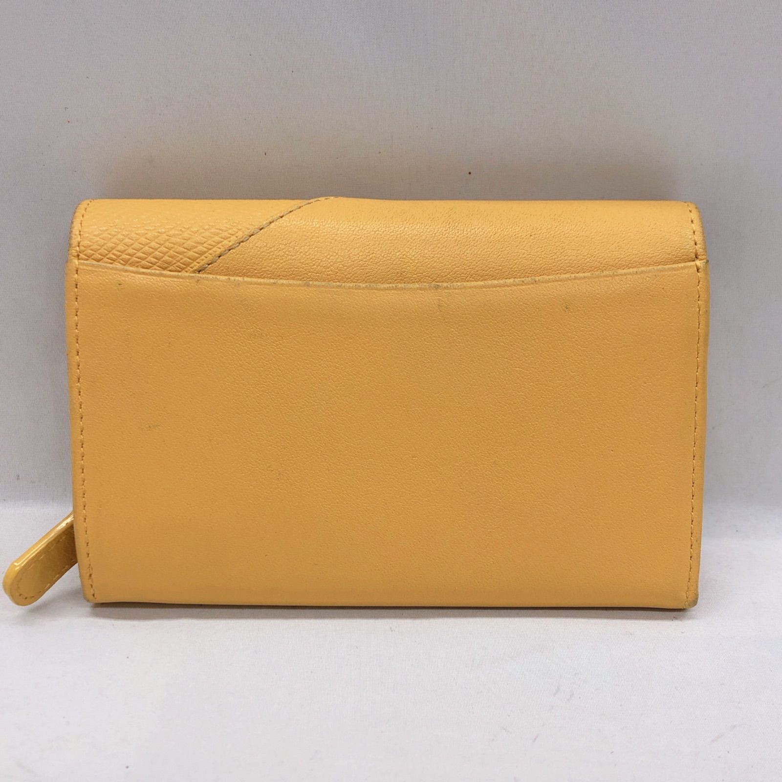Kitamura 二つ折り財布　イエロー 未使用】Kitamura キタムラ 二つ折り財布 イエロー コンパクト財布 K