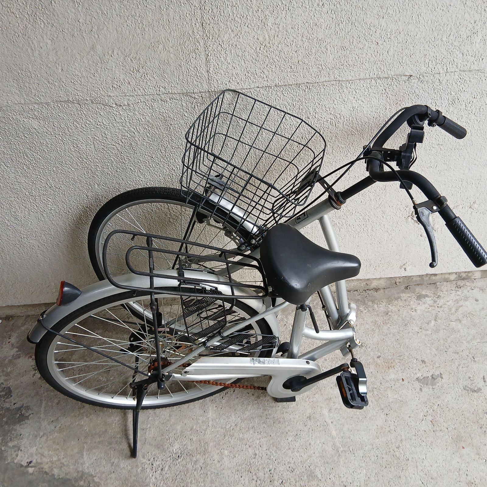 Not delivered !!! 手渡限定：板橋区蓮沼町】21Technology 折りたたみ