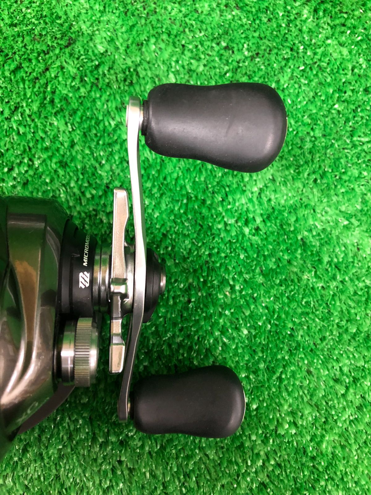 20メタニウム美品 シマノ（SHIMANO） 【中古】【送料無料】シマノ 20 メタニウム LEFT