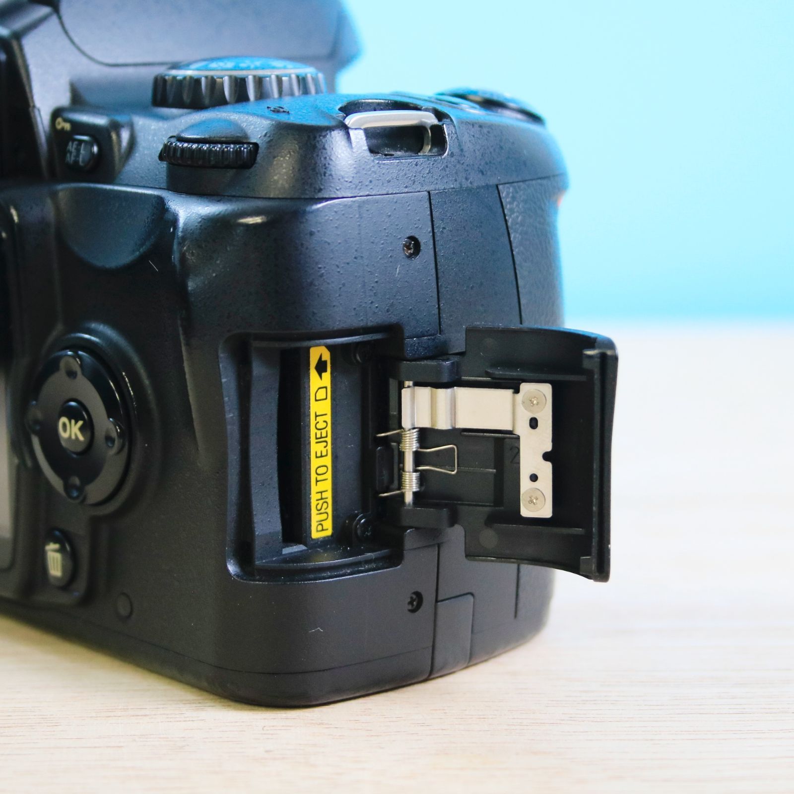 完動品❁ Nikon D40 ニコン カメラボディ 充電器付き バッテリー付き