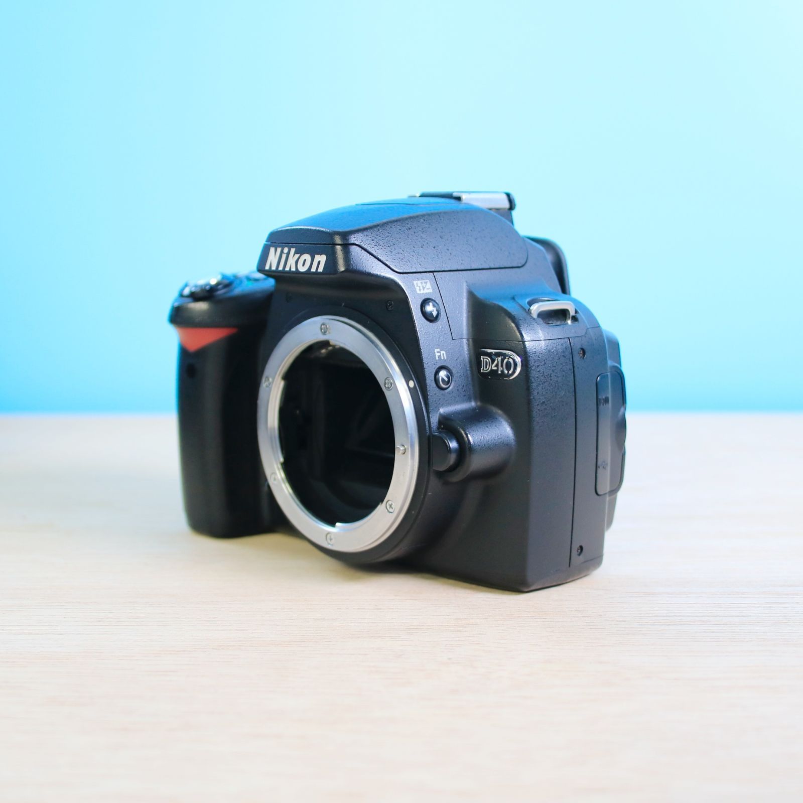 完動品❁ Nikon D40 ニコン カメラボディ 充電器付き バッテリー付き