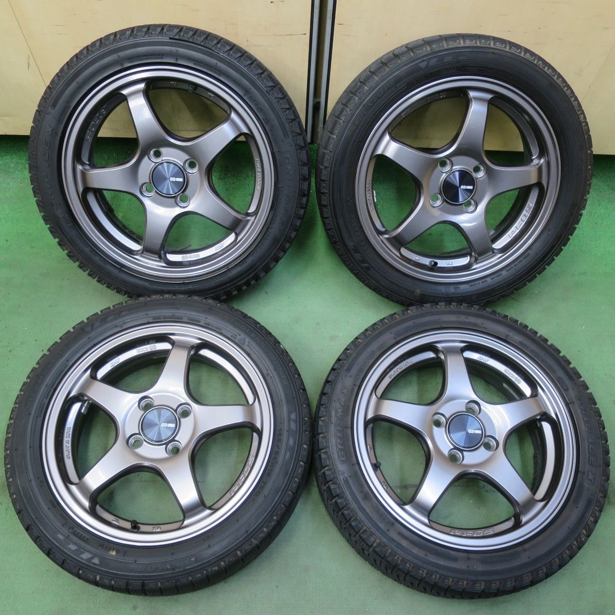 165/55r15 スタッドレス バリ溝！ バリ溝！22年！キレイ！9分☆スタッドレス 165/55R15 ダンロップ