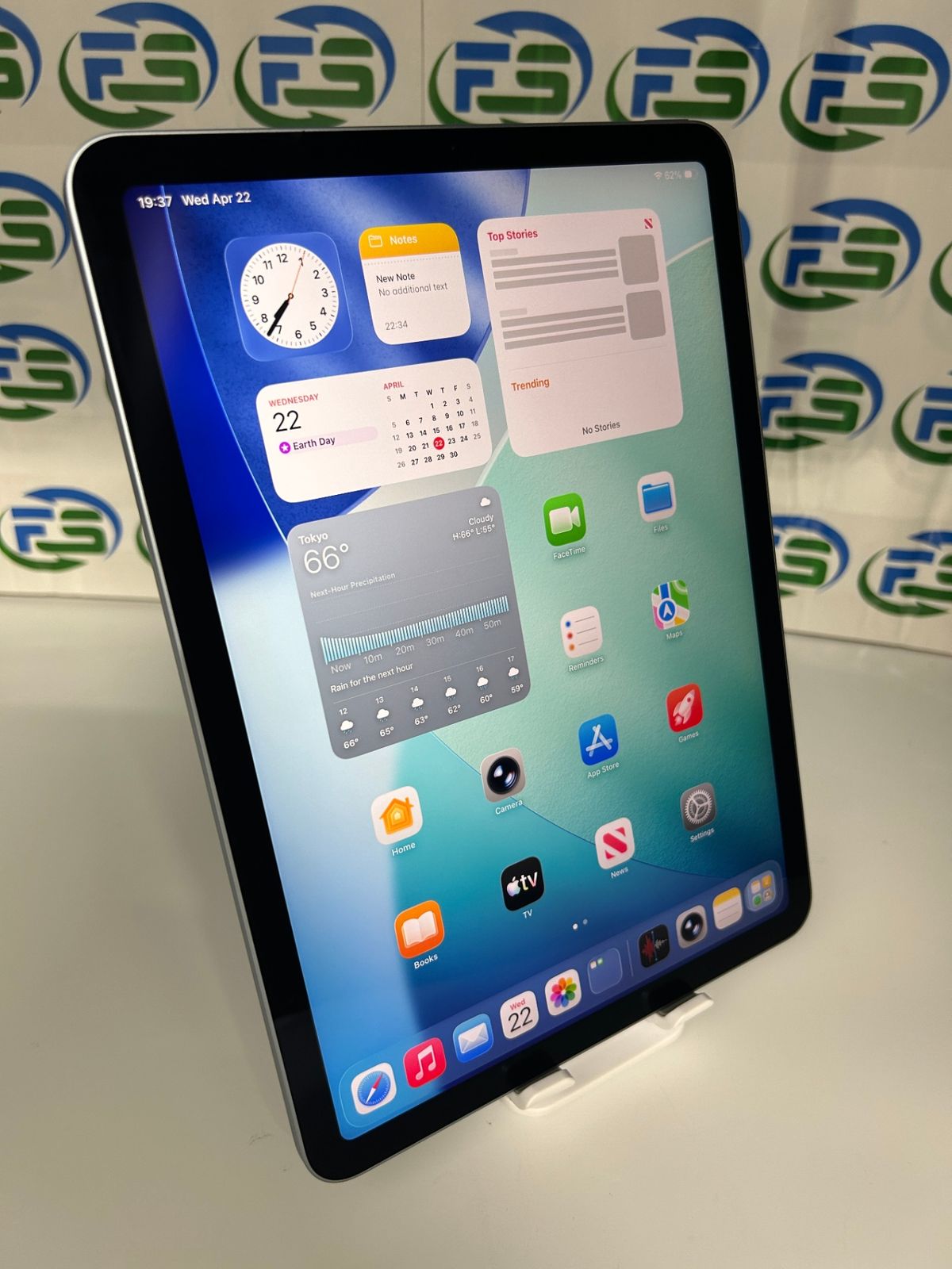 デモ機 iPad Air 第4世代 64GB Wi-Fiモデル スカイブルー 3H185J/A