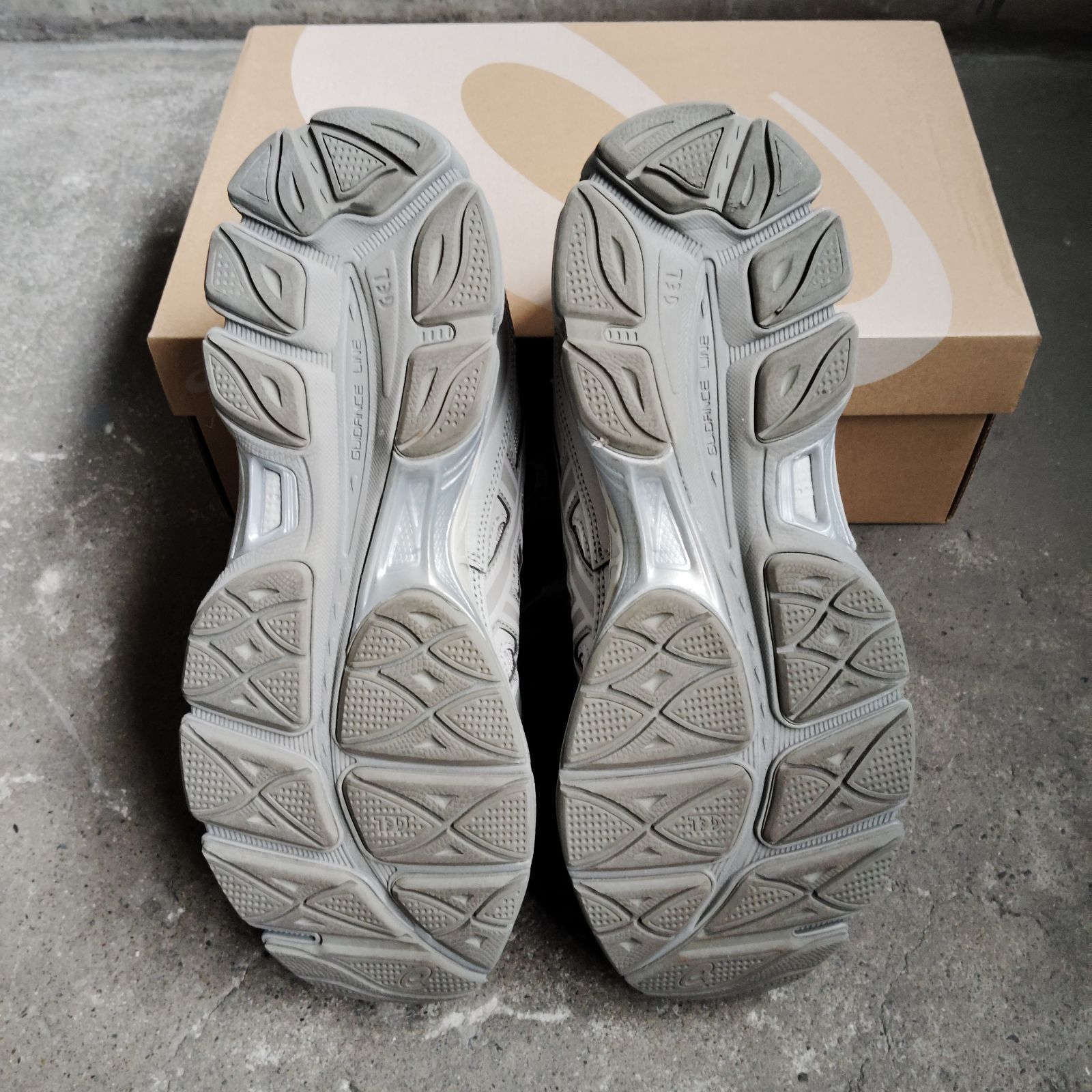 asics GEL-NYC CEMENT GREY 27cm アシックス ゲルNYC セメントグレー 