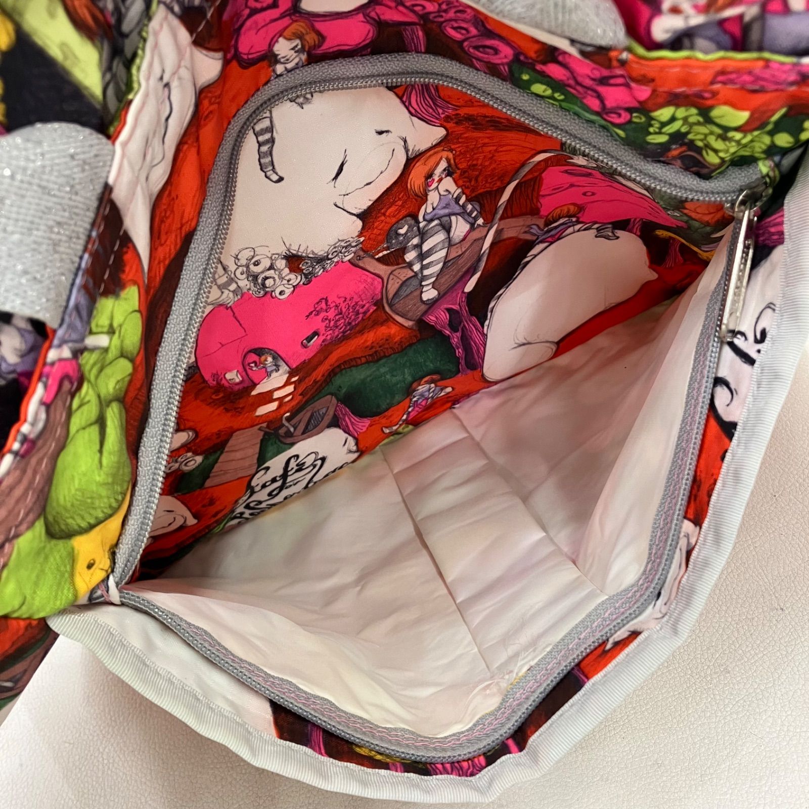 2509 LeSportsac レスポートサック FAFI ファフィ ファフィネス コラボ 