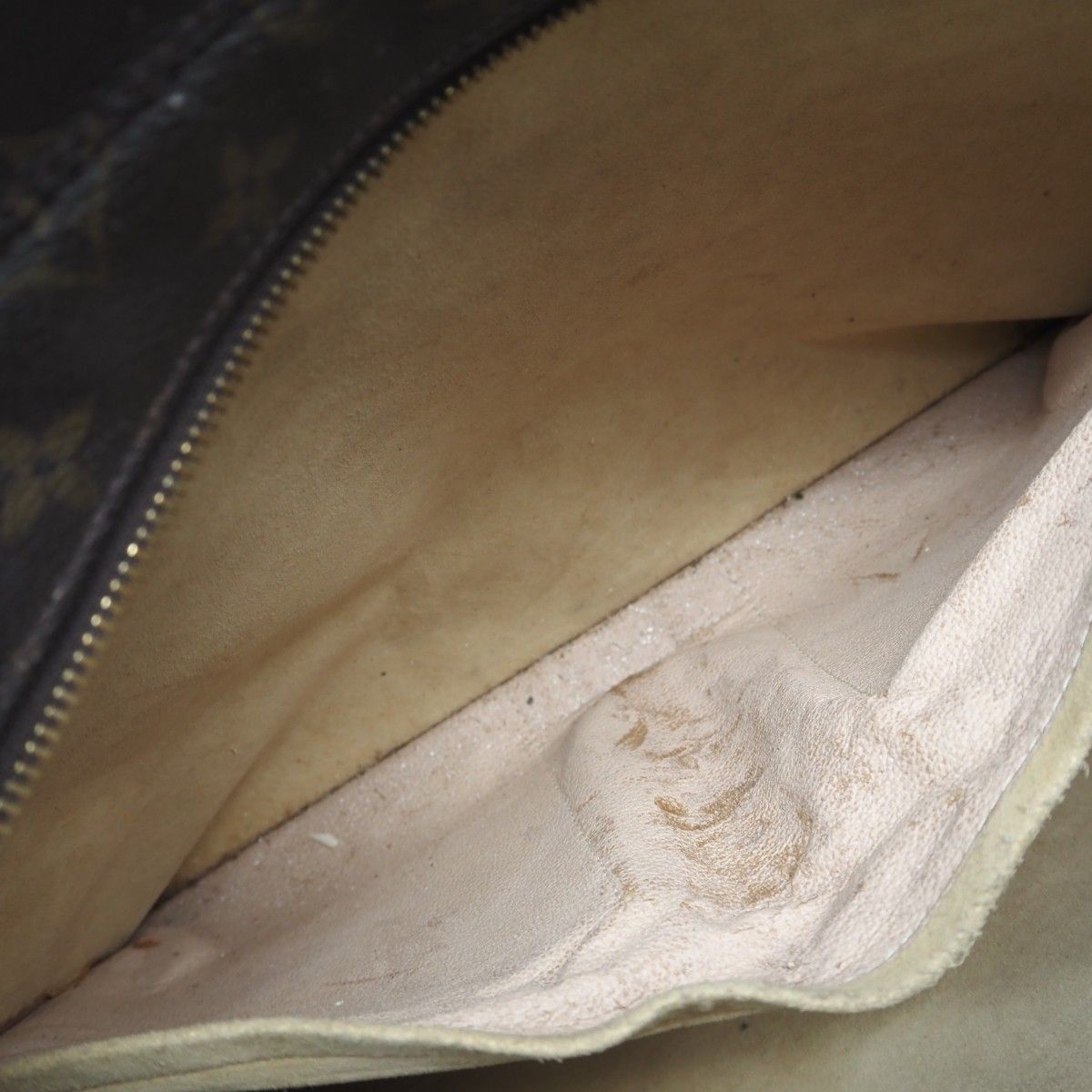 Buy from Japan Easily